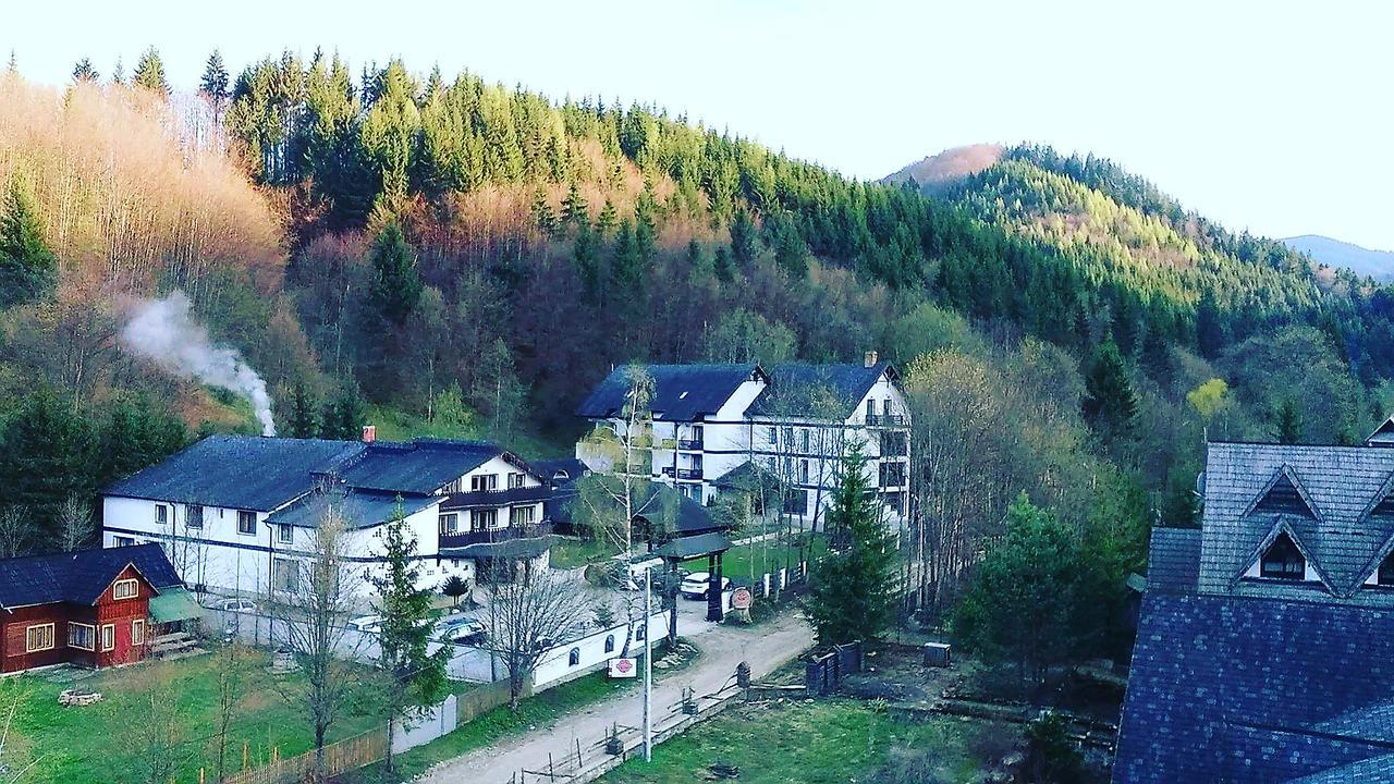 Hotel Casa Octavian Suczawica Zewnętrze zdjęcie